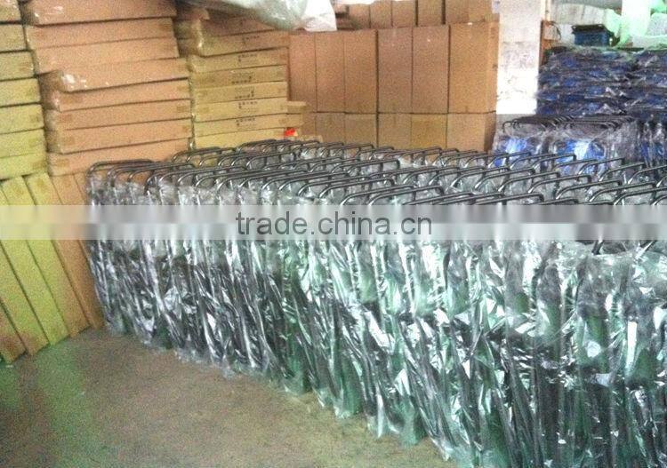 Outdoor commercial chair