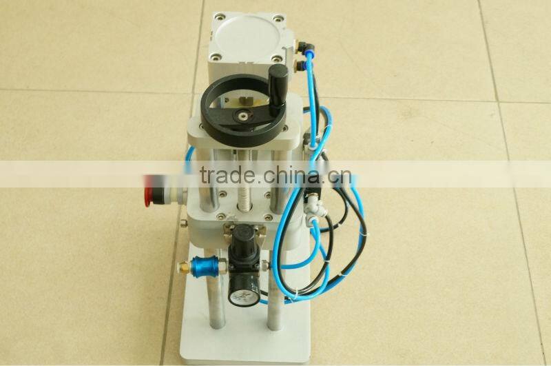 2014 newest semi-automatic perfume pneumatic capper machine