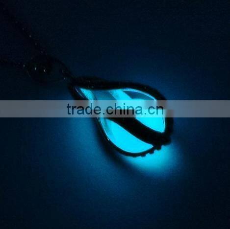 Mini Order New Piercing luminous stone Pendant Necklace Couple Love Long Chain Necklace Pendant Gifts