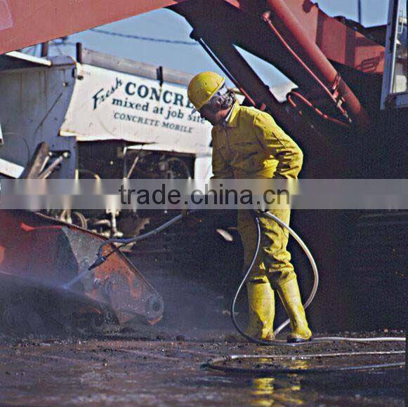 Three plunger high pressure cleaner