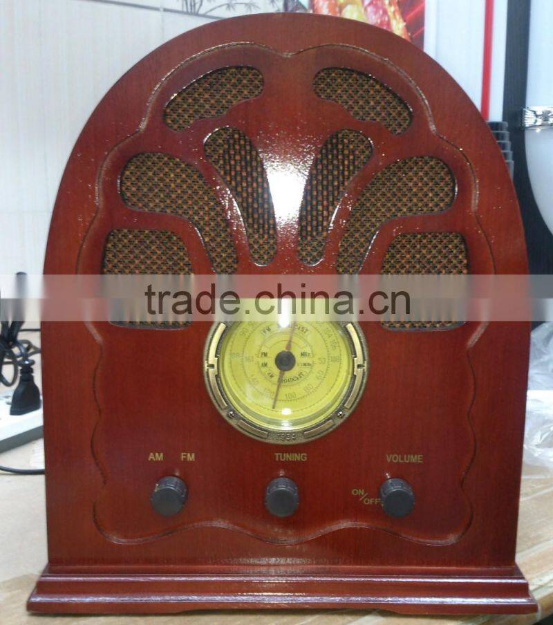 antique wooden speaker Radio fm