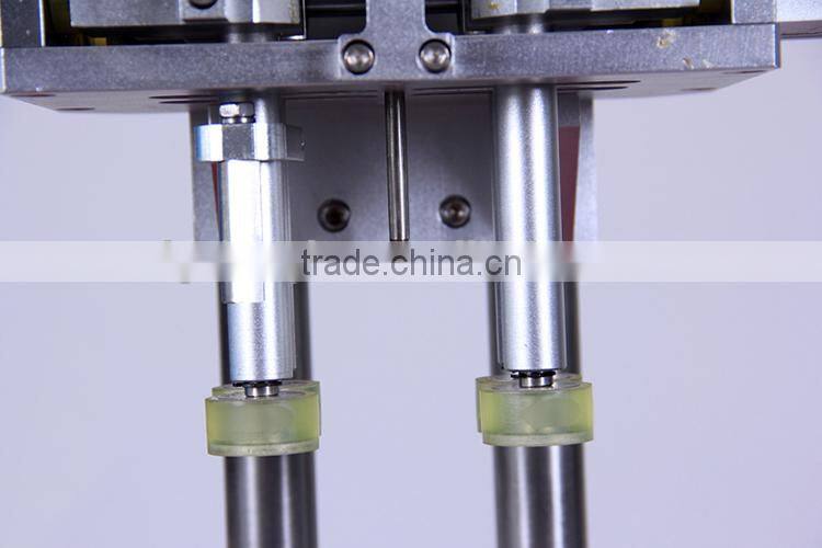 Round and square 100 ml perfume bottles capping machine