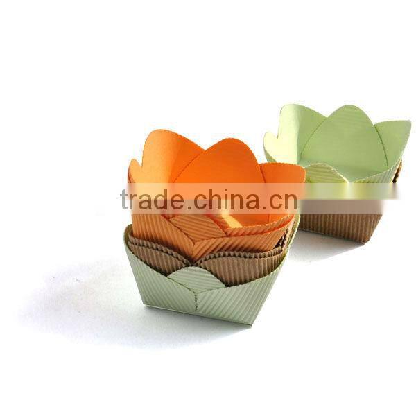 Various design and color cup cakes