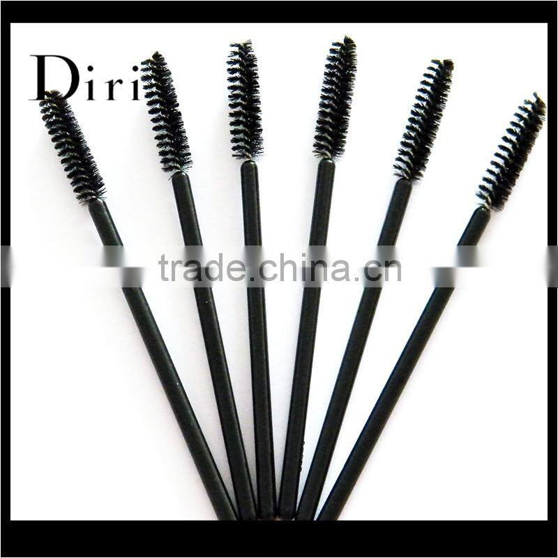 Disposable Eyelash Brush with Black Plastic Handle Wholesale
