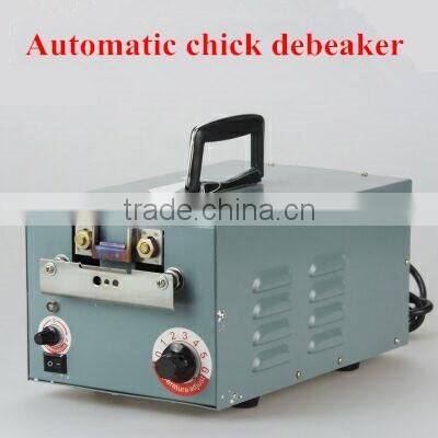 Automatic debeaking machine