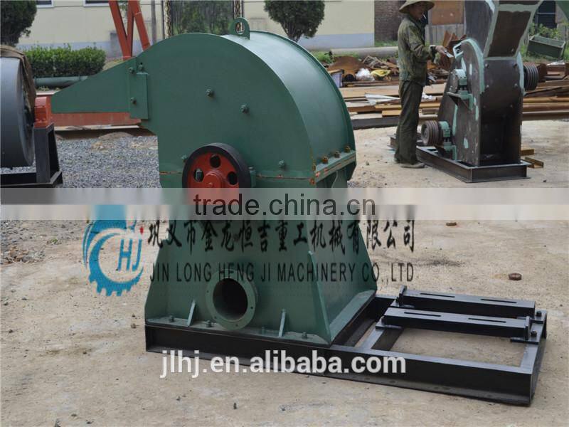 Wood Crusher /Wood Pulverizer Machine crushing Hard wood Wet Tree Branch