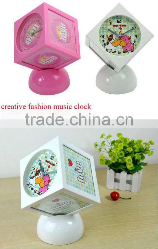Supply creative fashion multifunction cube photo frame & alarm clock