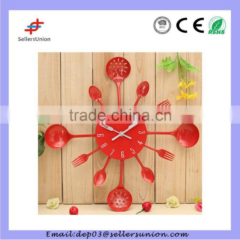 2015 Kitchen Design Creative Wall Clock With Plastic Fork And Spoon