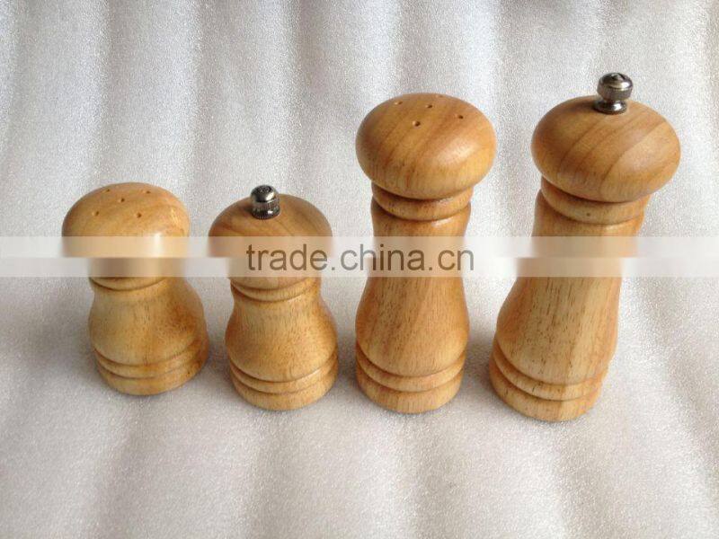 wooden salt and pepper mill, pepper grinder, salt mill, salt shaker