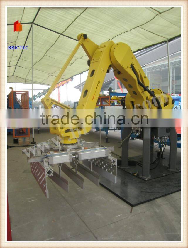 Labor saving!! Automatic stacking robot for brick pruduction line, clay brick making machine for sale