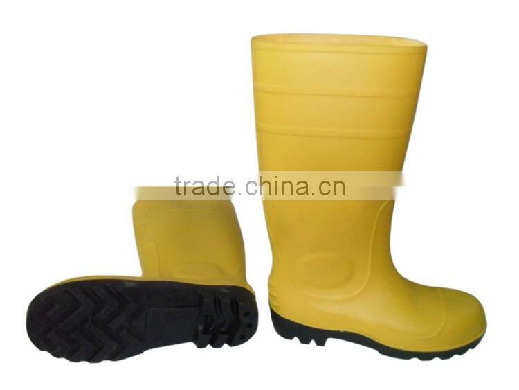 White PVC rain shoes with steel toe,safety rain boots
