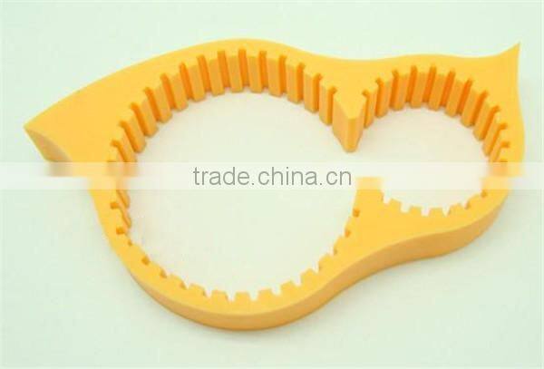 Promotional Multifunctional Lovely Chicken Shaped Silicone Bottle Opener for bulk