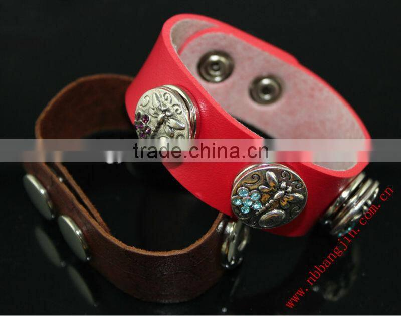 Magnetic Button necklace button keychain button which you could choose you like