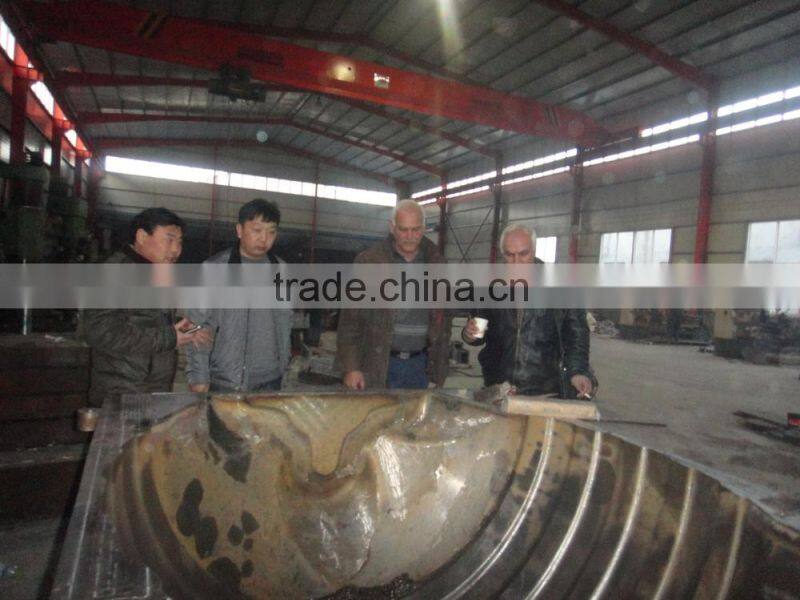 China Alibaba Water filled road safety barrier,plastic road barrier blow mould