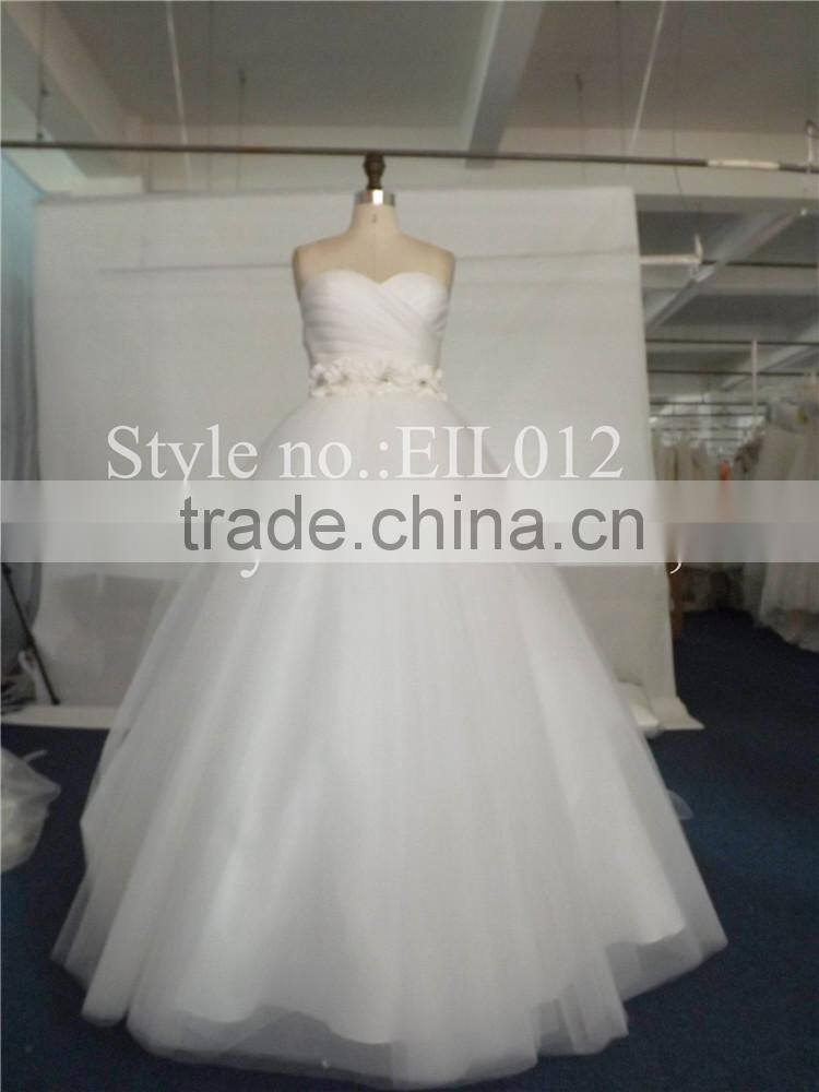 satin bodice tullebig skirt wth free handmade flower japanese bridal wedding dress