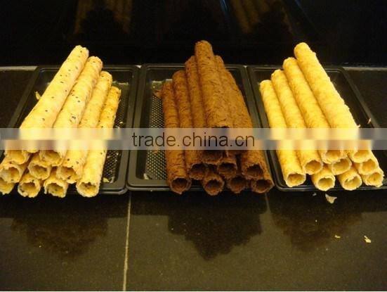 ER-B High Efficiency Double Operation Pan Egg Roll Baker Roller, Egg Roll Making Machine