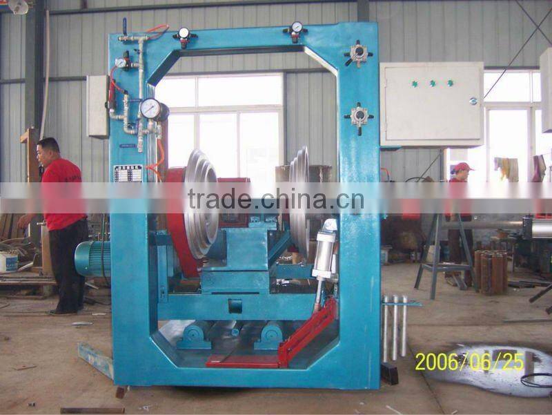 Multi-function curing chamber tyre retreading machine
