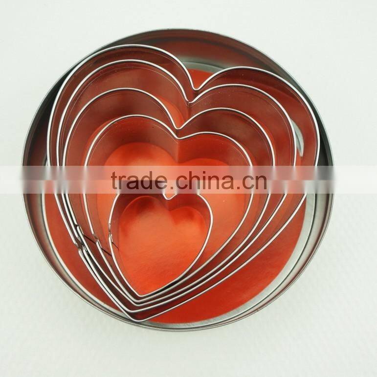 47097 5pcs heart shape stainless steel cookie cutter set