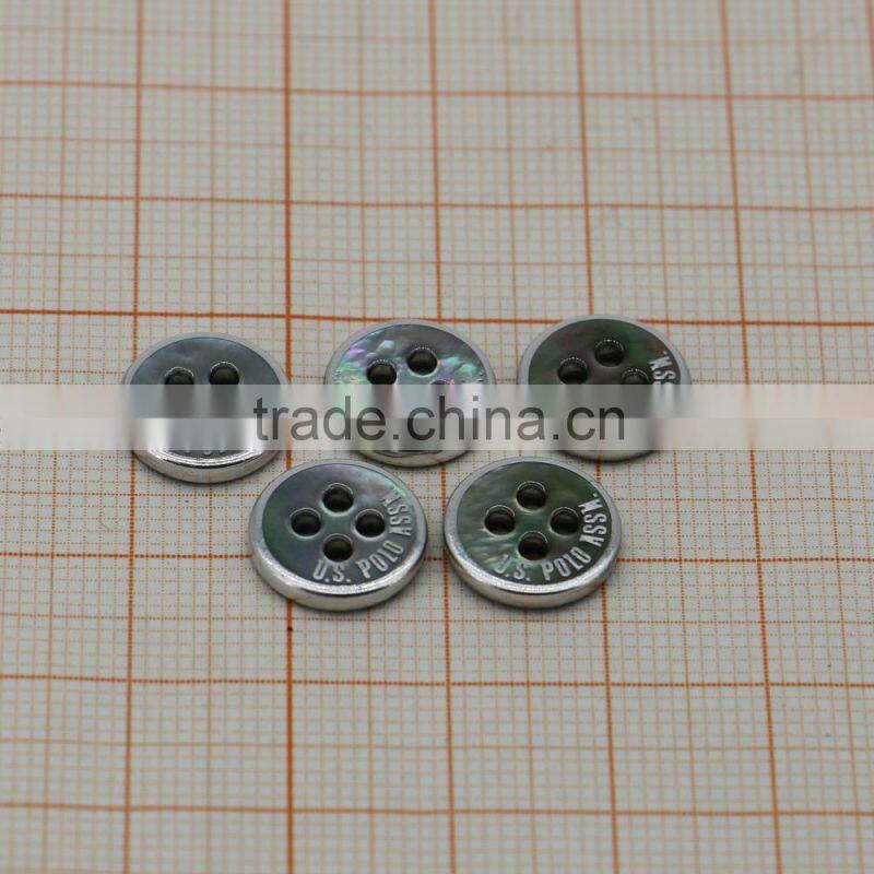 black pearl lip sea shell button with bulge logo