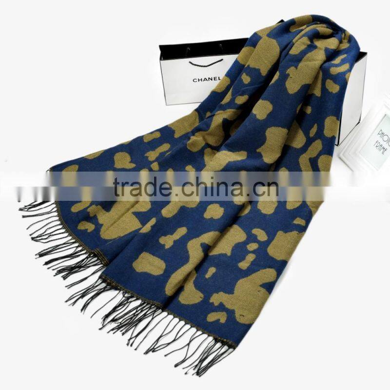 Winter Ladies Fashion Leopard Jacquard Wool Cashmere Scarf