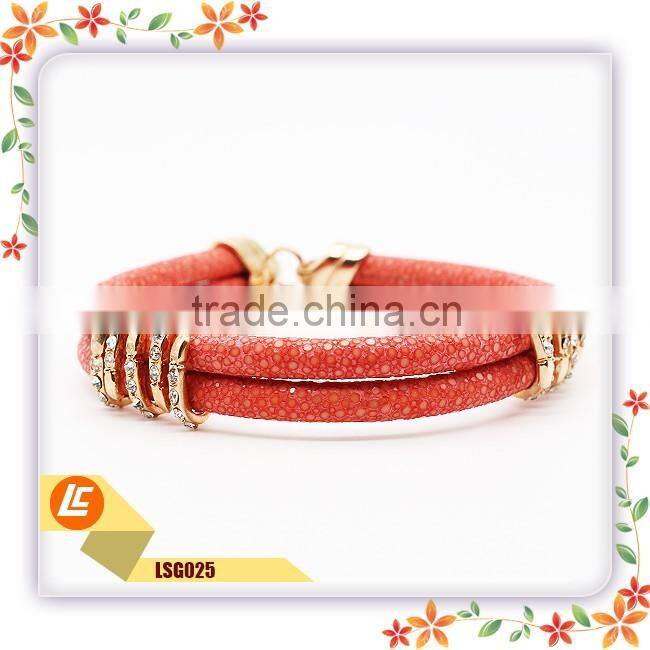 Most popular genuine bracelet men ,high class red stingray cord for watch lovers,fashion wrap bracelets leather treaty bracelet