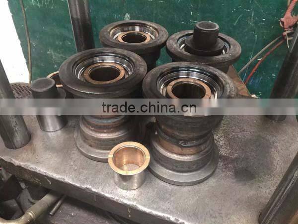 PC200-5/6/7/8 crawler excavator track front idler wheel