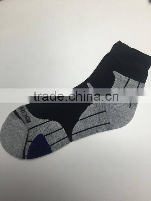 Custom high quality elite socks for sports men's terry cotton socks