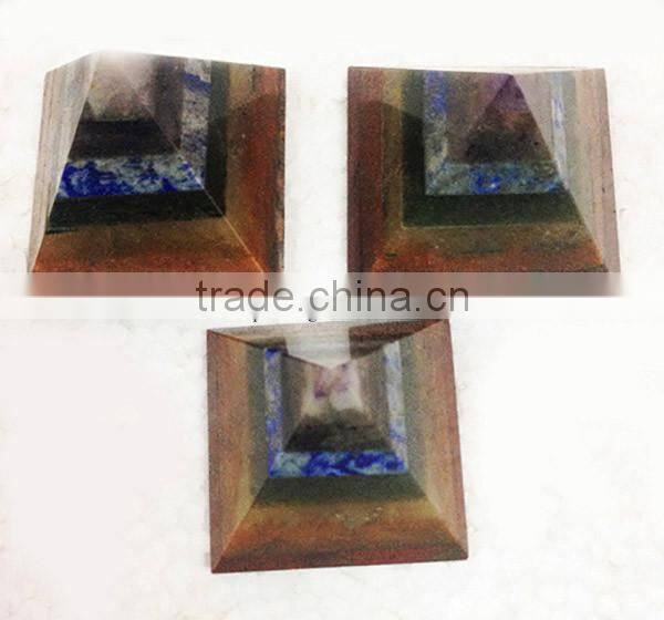Lapis Lazuli Pyramids : Wholesale Gemstone Pyramids