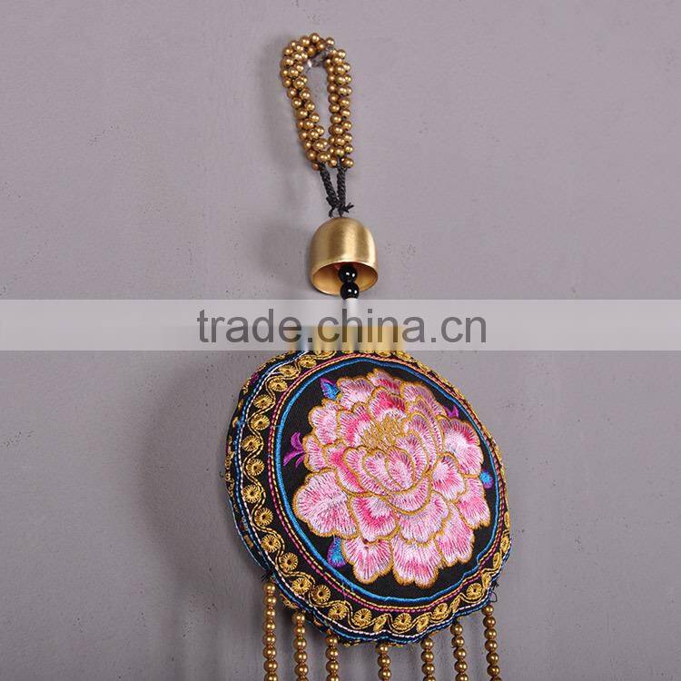2015 new arrival round pendant cheap pendant for new house embroidery pendant
