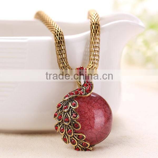 Fashion Peacock Design Gold Alloy Necklace