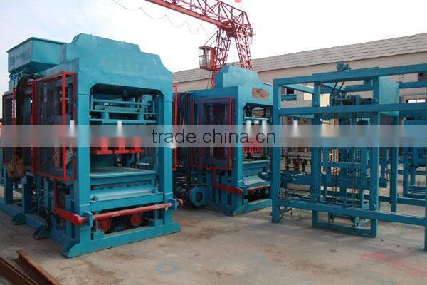 Concrete automatic brick making machine