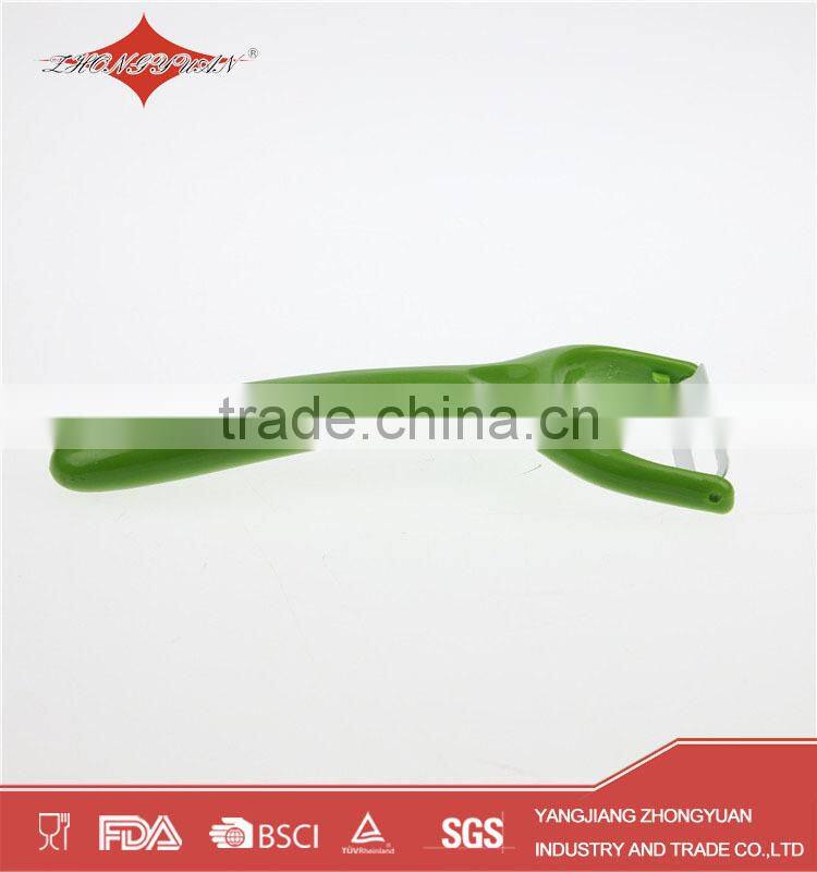 non-stick manual julienne potato peeler with plastic handle