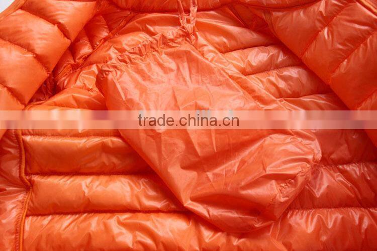 2016 OEM Fashion ultra light winter nylon down jackets / winter down jacket man /man down jackets with a bag