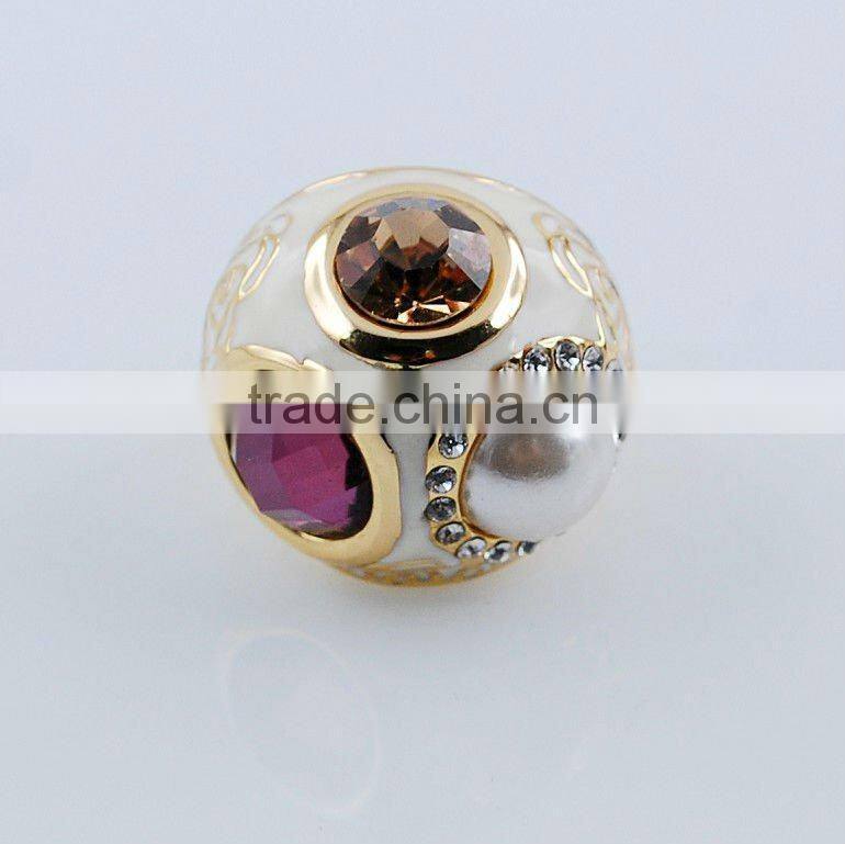 Imitation rhinestone ring