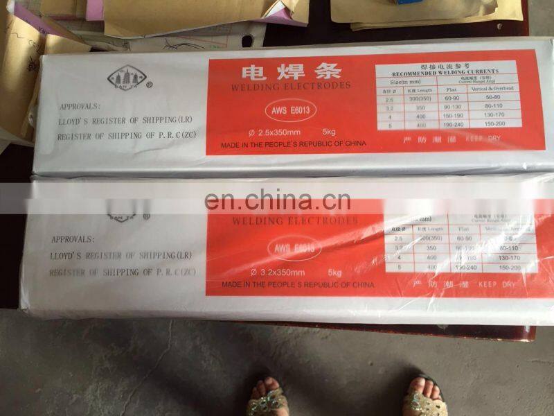 High Quality Santa Brand Welding Electrode Carbon Steel Rods (SW-106A)