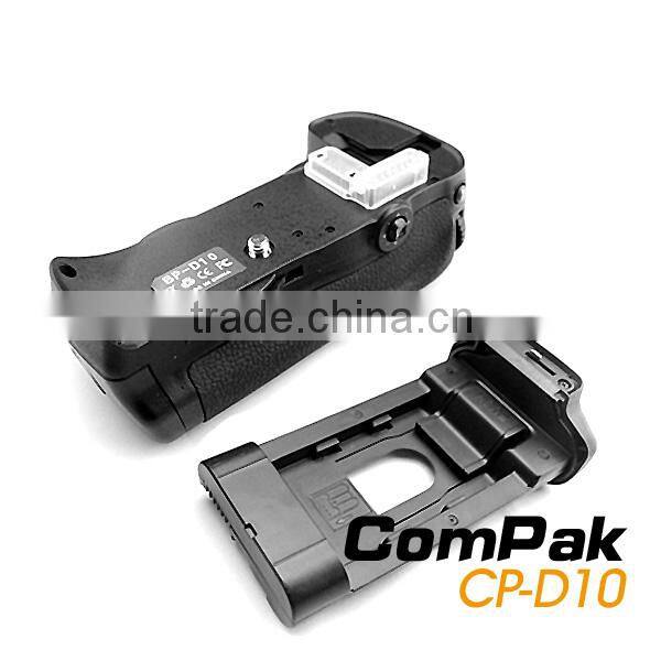 Commlite ComPak Battery Grip , Battery Power for Nikon 300,D300S,D700