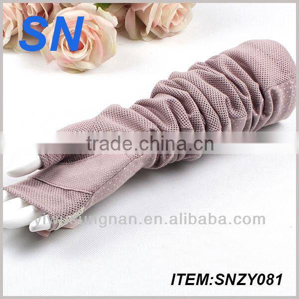 YiWu hot fashion high quality new style wholesale cheap colored lace party gloves