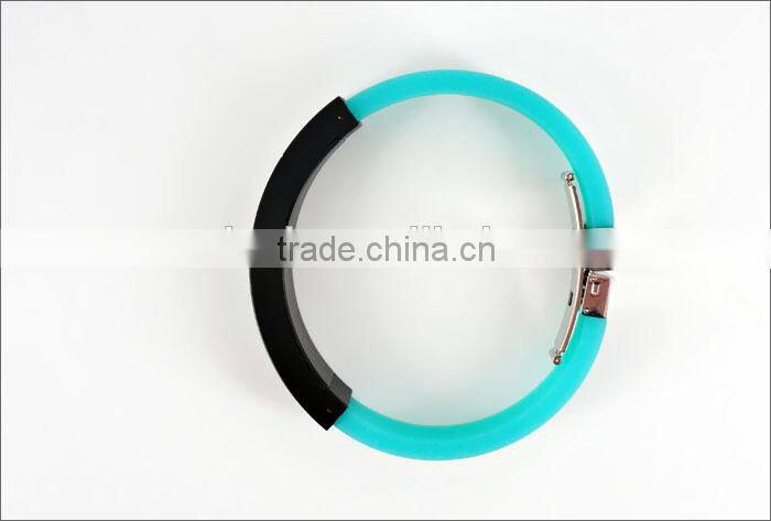 Smart Fitness Silicone Bluetooth Bracelet Vibrating with long standby WT-16