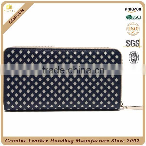 CW699D001 Genuine Leather Europe Casual Style Designer Laser Wallet