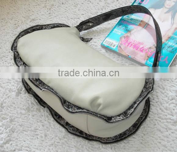 2016 fashion women bag lady wholesale cheap white mix black color handbags