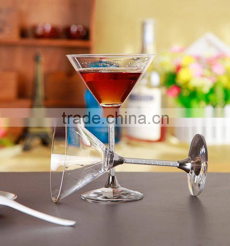 Stocked,Eco-Friendly Feature Goblet Clear Free Cheap Cocktail Glass for partty