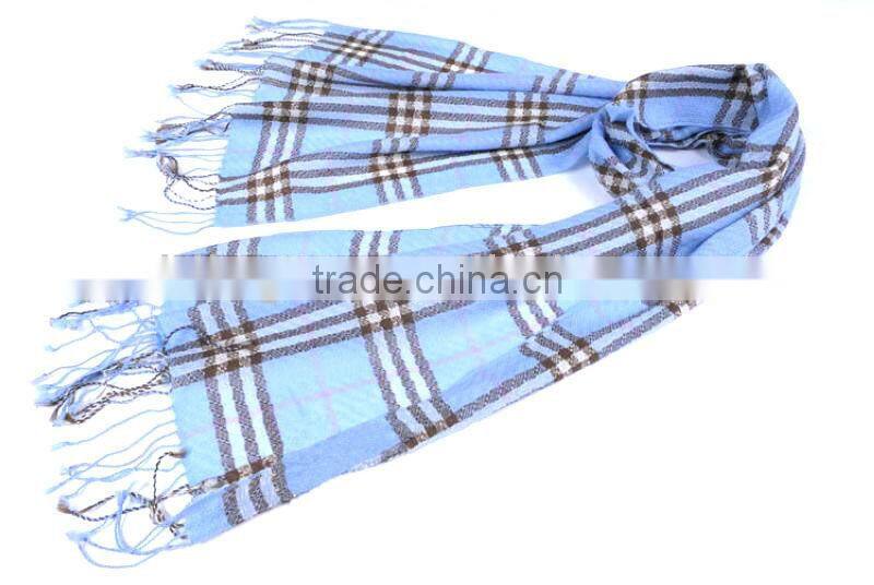 checked/plaid shawls&scarfs