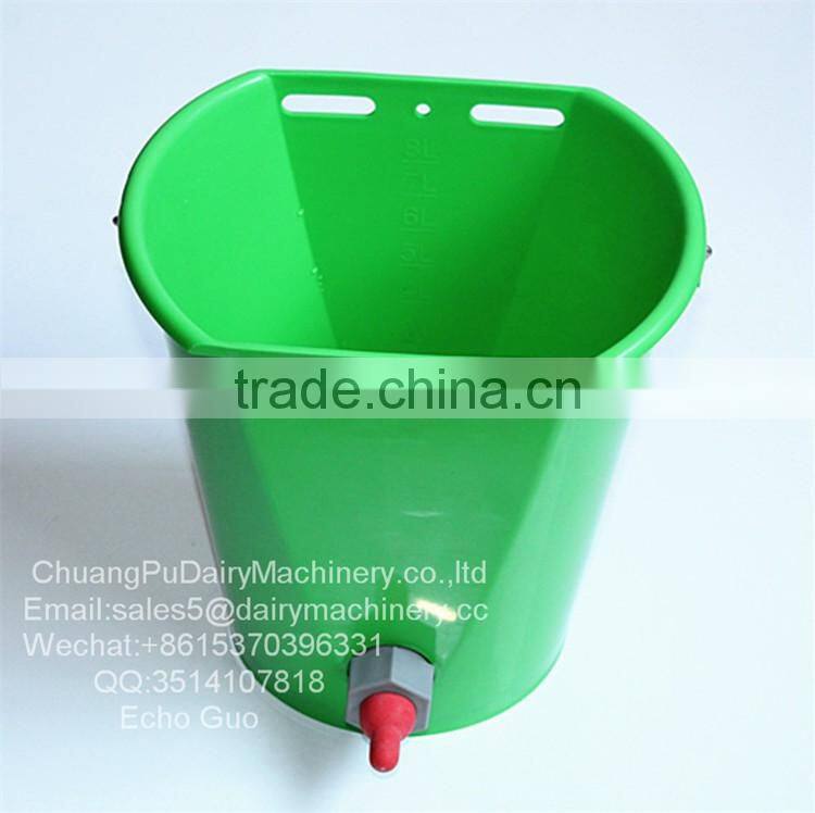 8 Liter 2 Gallon Calf Cow Goat Hand-held Feeding High Quality PE Bucket With Certificate