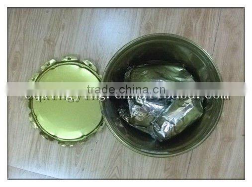 Anisotropic hard strontium ferrite powders