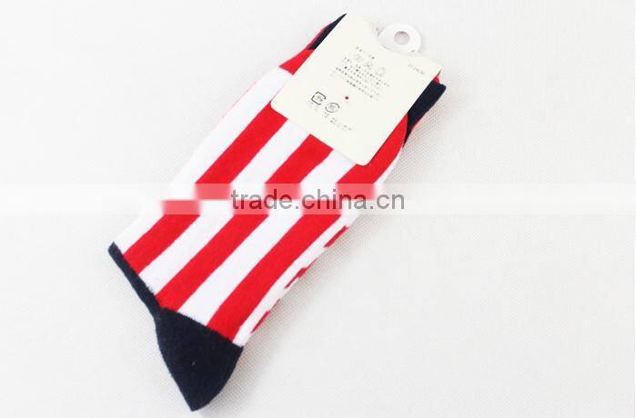 Wholesale stripe USA flag custom socks manufacturer