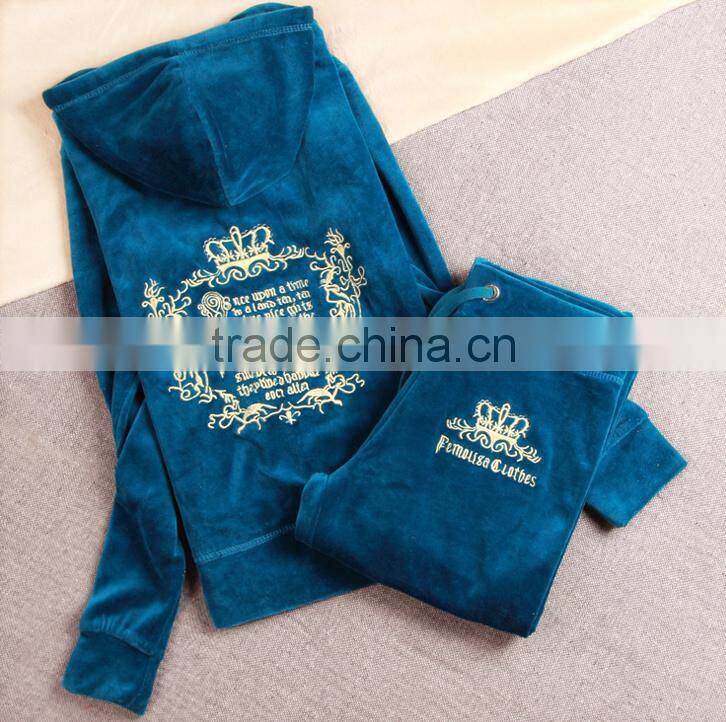Hot sale Fashion Popular velvet tracksuit Wholesale cheap women's velvet tracksuit 2017 Design tracksuit