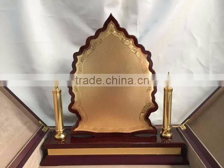 Hot Sale Arabic Award Wooden Plaque