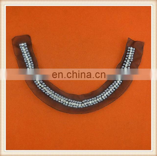 Latest custom wholesale design rhinestone beads embroidery neck trim