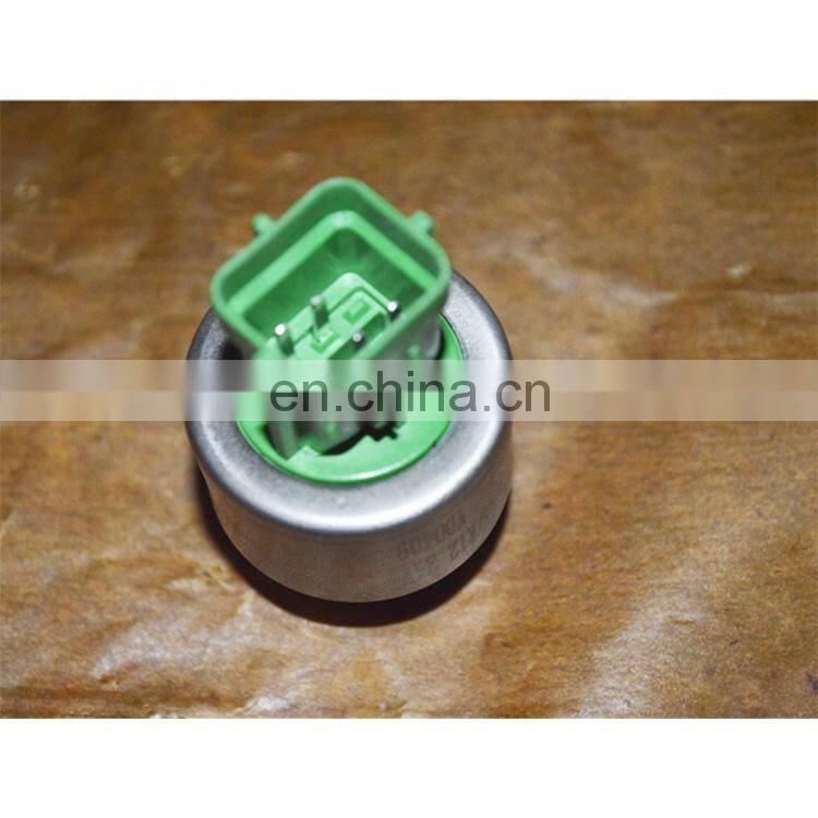 SAIC- IVECO Genlyon Truck part 8101-300052 Pressure switch