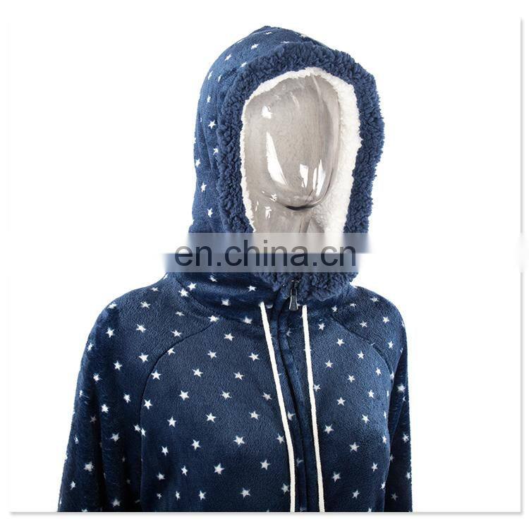 Fashion Design Sherpa Lining Dots Printed Flannel Hoodie Bathrobe With Zipper and Pompom